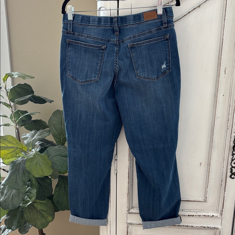 Judy Blue 7/28 Cuffed Capri Jeans Pull On Stretch Comfort Waist Womens - Picture 2 of 8